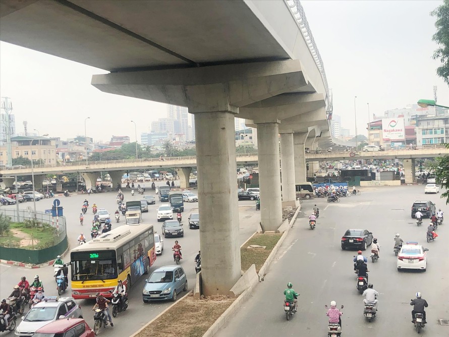 Tuyến metro Nhổn - Ga Hà Nội, một trong những dự án đầu tư công chậm tiến độ. Ảnh: Anh Trọng
