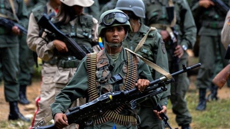 Quân đội Venezuela thề trung thành với tổng thống Maduro. Ảnh: presstv.com
