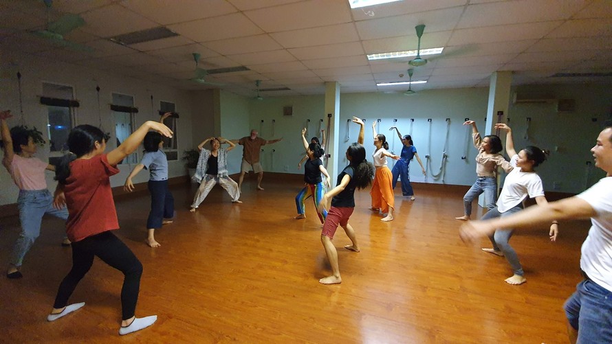 Nhảy múa trị liệu theo phương pháp của cô Bùi Tuyết Minh