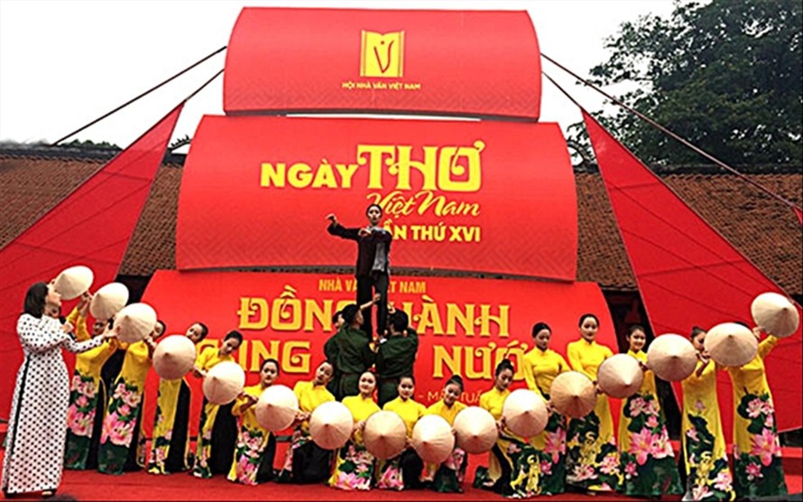 Năm thứ hai liên tiếp, Ngày thơ Việt Nam tại Văn Miếu-Quốc Tử Giám phải hủy