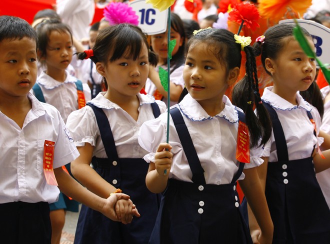 Học sinh tiểu học trường Ngô Quyền, Hà Nội trong ngày khai giảng. Ảnh: hồng vĩnh
