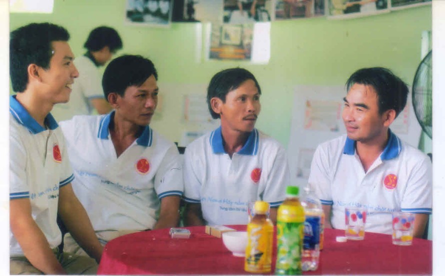 Lê Minh Thoa (bìa phải) cùng các đồng đội tại TPHCM