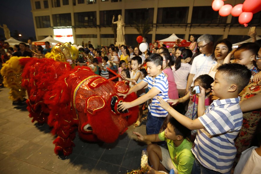 Trẻ em Thủ đô vui Tết Trung thu năm 2018. Ảnh: Ngọc Châu