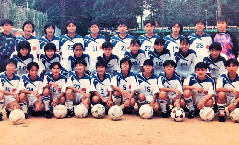 Đội tuyển nữ Việt Nam đầu tiên tham dự SEA Games 1997. Ảnh Tư liệu
