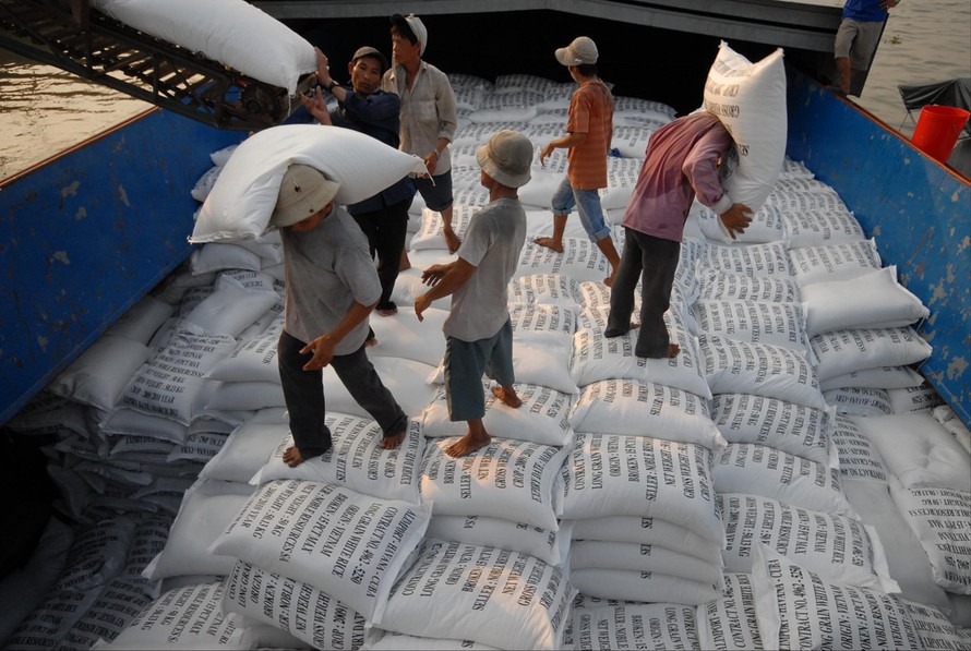 Doanh nghiệp đề nghị hủy kết quả mở khai hải quan 400 nghìn tấn gạo “lúc nửa đêm”. Ảnh: Phương Chăm 