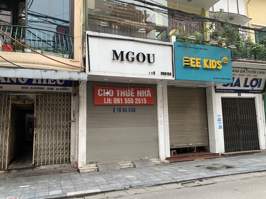 Dù giảm giá đến 30% trong mùa dịch COVID-19 nhưng nhiều chủ nhà mặt phố cổ ở Hà Nội vẫn chưa có khách hỏi thuê 