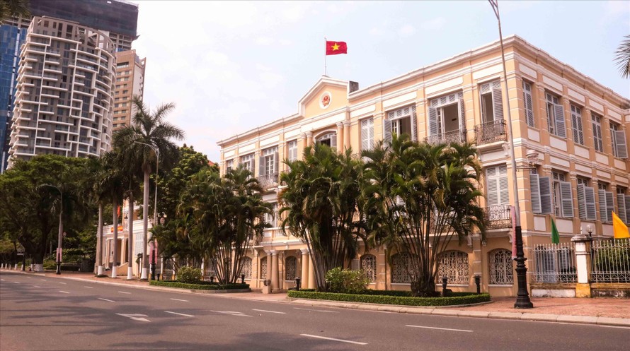 Số 42 Bạch Đằng hiện là trụ sở HĐND TP Đà Nẵng sẽ được cải tạo để làm bảo tàng. Ảnh: Nguyễn Thành