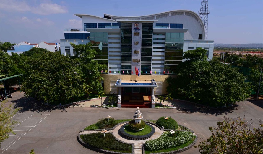 Toàn cảnh trụ sở Công ty Điện lực Bình Thuận 