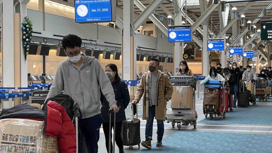 Các công dân Việt Nam tại Canada về nước trong chuyến bay ngày 29/12/2020. Ảnh: Mofa 