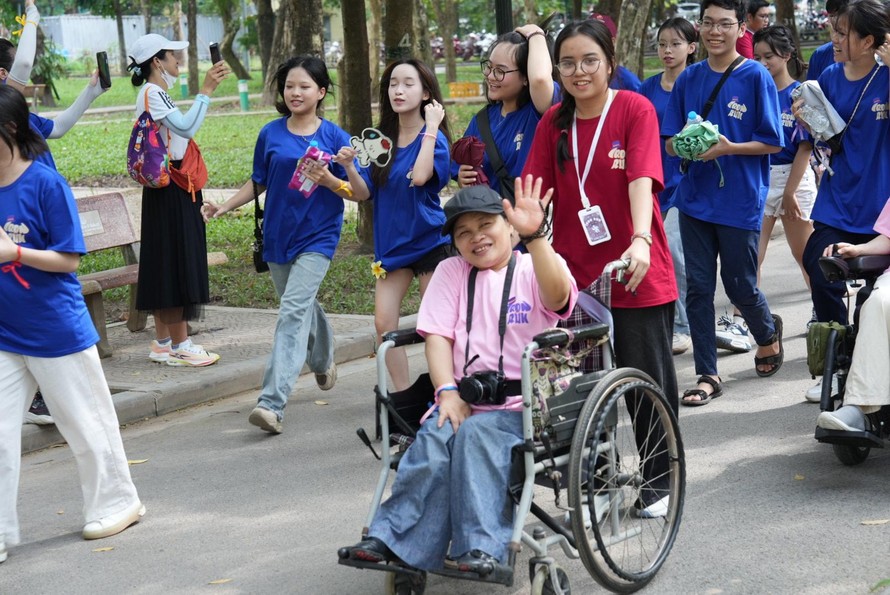 IRON RUN 2024: “Ánh dương” - Hành trình khai phá thế giới qua lăng kính nội tâm