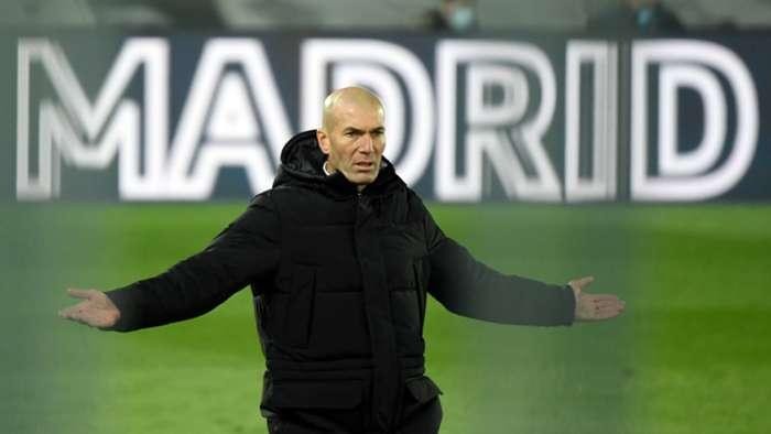 Real rơi điểm đáng tiếc, HLV Zidane 'điên tiết' với trọng tài