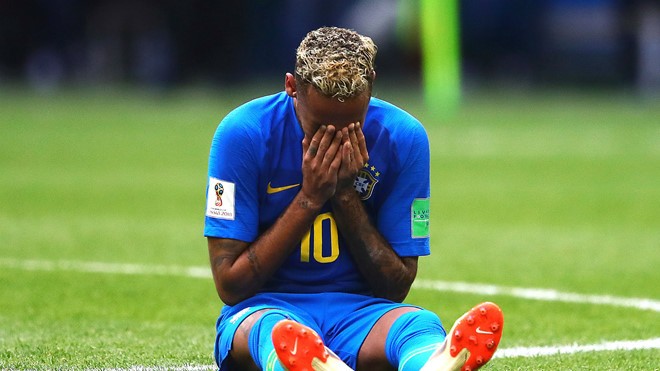 HLV Brazil nói gì về Neymar trước khi 'tử chiến' Serbia?