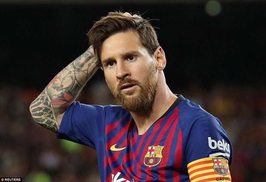  Lionel Messi không có tên trong top 3 cầu thủ xuất sắc nhất châu Âu