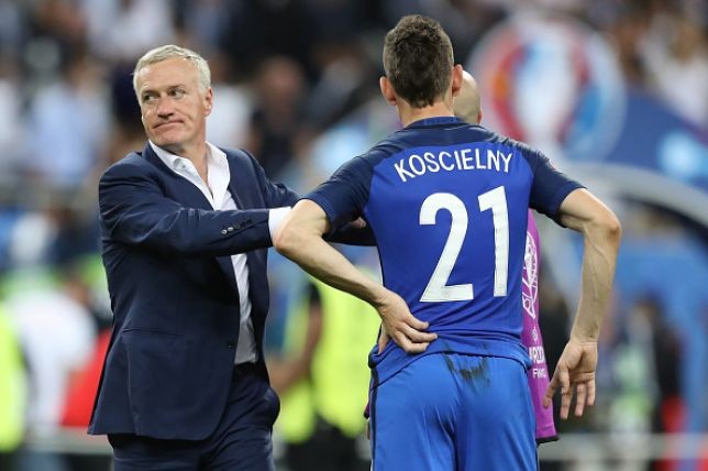  Laurent Koscielny chia tay tuyển Pháp