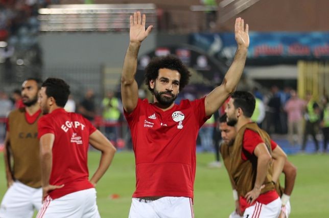 Mohamed Salah kịp bình phục trước trận Huddersfield 