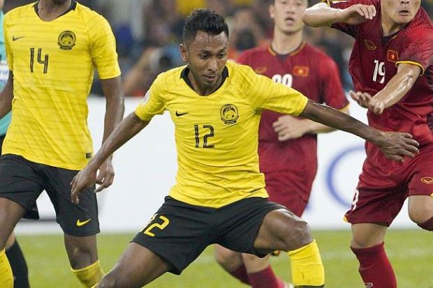 Akram Mahinan ở trận lượt đi với tuyển Việt Nam
