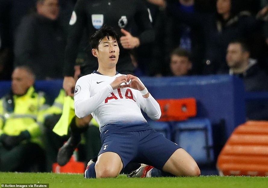 VIDEO: Sao Hàn Quốc bùng nổ, Tottenham đè bẹp Everton