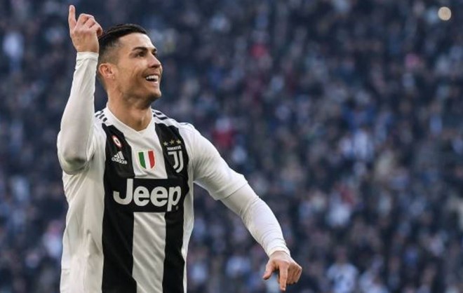 Ronaldo lập cú đúp trước Sampdoria