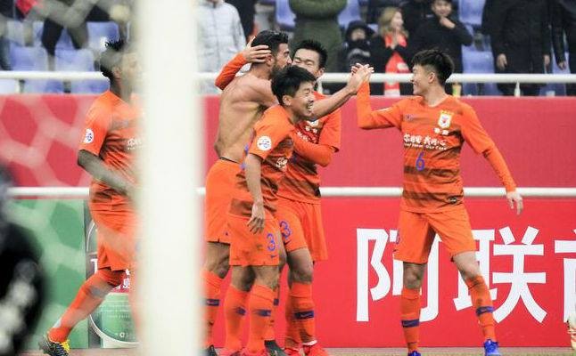 Hà Nội FC thua ngược Shandong Luneng ở AFC Champions League
