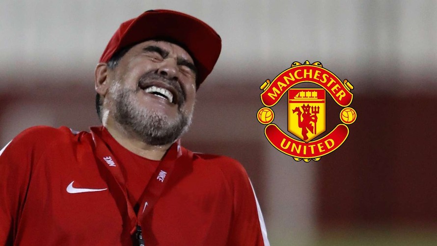 Diego Maradona tự tin giúp M.U thoát khủng hoảng