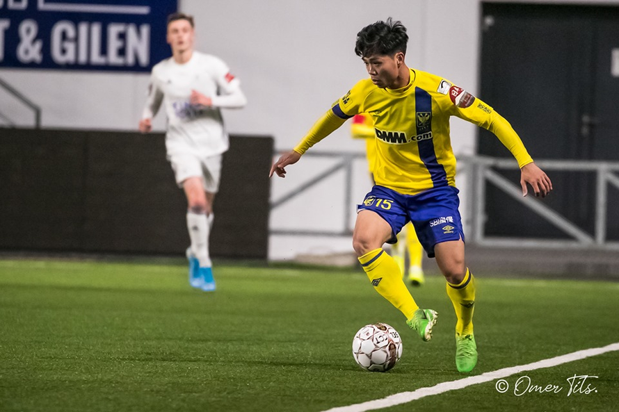 Công Phượng đá chính, U21 Sint-Truidense thảm bại 1-6