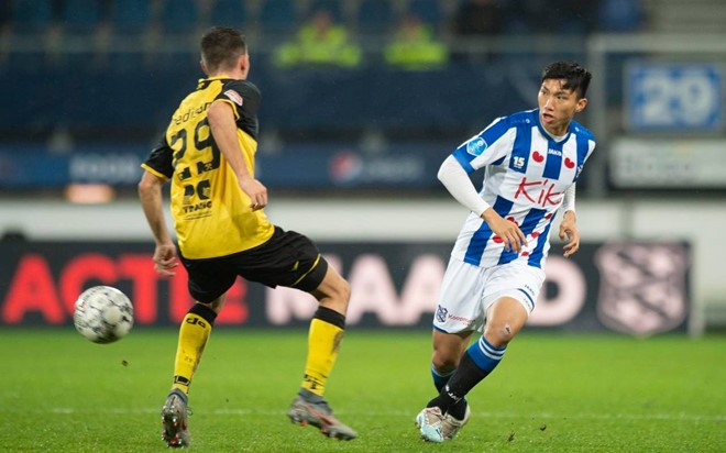 Đoàn Văn Hậu chỉ có 4 phút thi đấu cho SC Heerenveen từ đầu mùa.