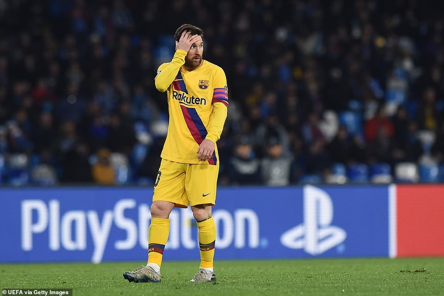 Messi và đồng đội gây thất vọng trước Napoli.