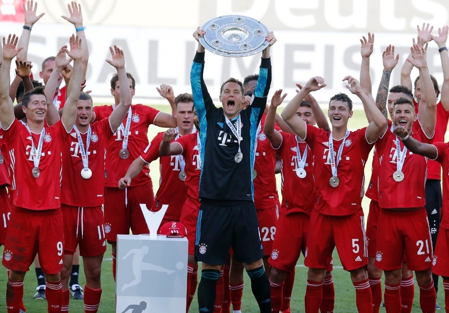 Bayern Munich giành chiếc đĩa bạc thứ 8 liên tiếp.