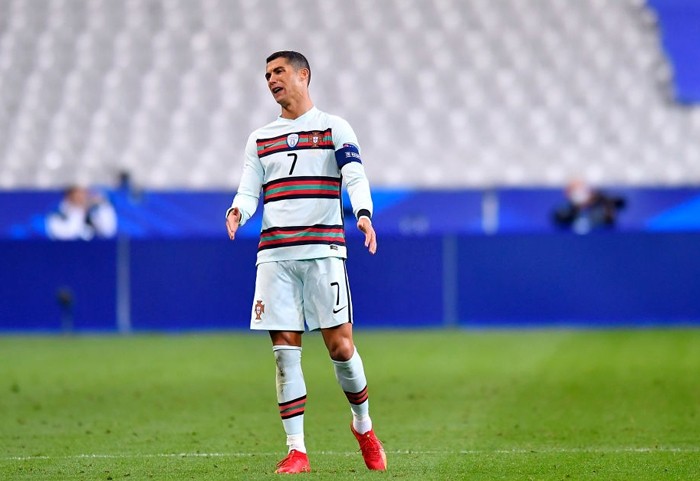 Ronaldo trải qua 2 trận liên tiếp không thể ghi bàn cho Bồ Đào Nha