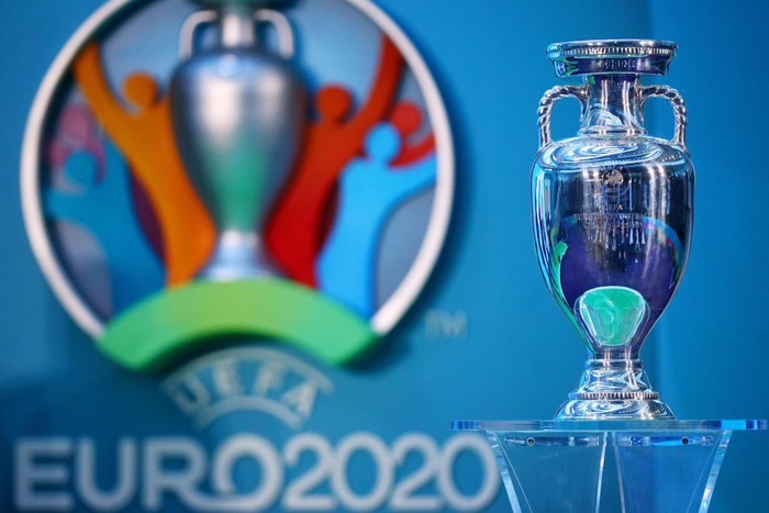UEFA đang cân nhắc loại một số thành phố khỏi danh sách đăng cai EURO 2020