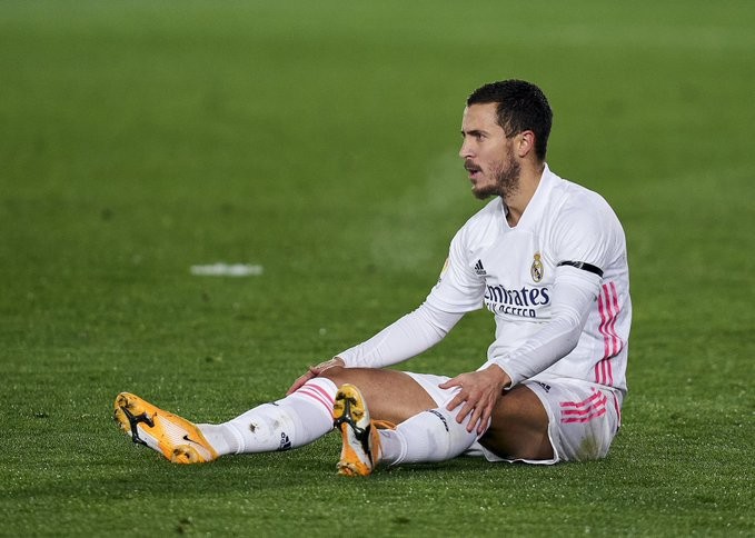 Eden Hazard đang trở thành thương vụ thất bại khó tin của Real Madrid.