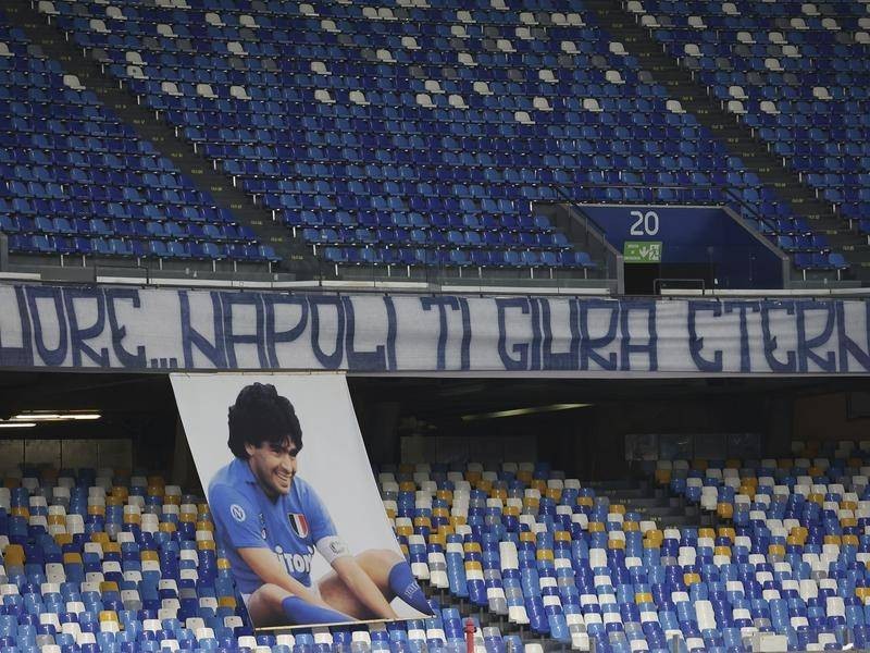 Tên tuổi Diego Armando Maradona sẽ gắn liền với Napoli.