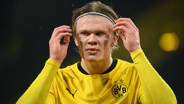 Ngôi sao của Dortmund phá kỷ lục Champions League