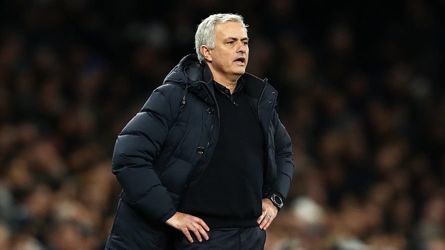 Mourinho 'run rẩy' trước hiểm họa Burnley