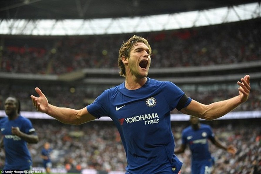Alonso ghi bàn giúp Chelsea thắng Arsenal ở derby London.