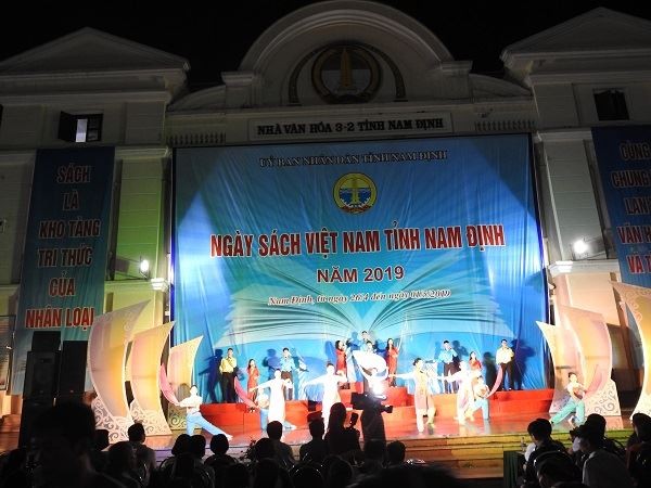 Tỉnh Nam Đinh tổ chức Ngày sách Việt Nam năm 2019 - Ảnh: Hoàng Long