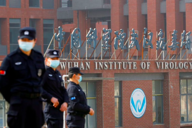 Mặt trước Viện Virus học Vũ Hán Ảnh: Reuters