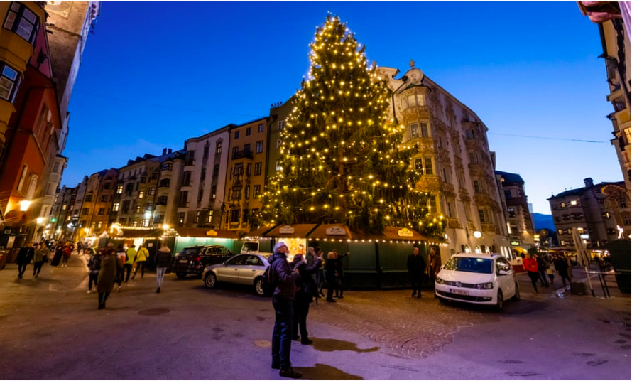 Các chợ Giáng sinh ở Áo sẽ chỉ mở cửa cho những người đã tiêm vắc xin hoặc khỏi COVID-19Ảnh: Getty