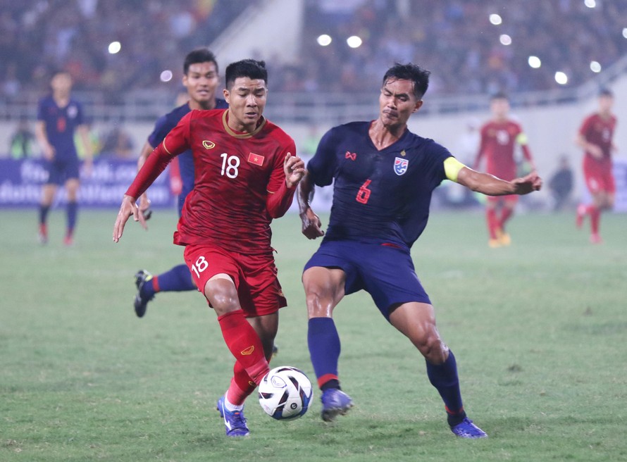 Tiền đạo Hà Đức Chinh ghi bàn đầu tiên cho tuyển U23 Việt Nam. Ảnh: Như Ý