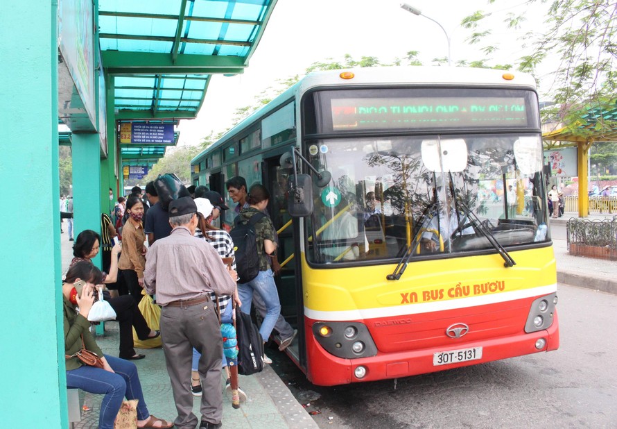 Mất 20 năm phát triển, xe buýt Hà Nội mới mua được thói quen đi lại của người dân Thủ đô Ảnh: T.Đảng