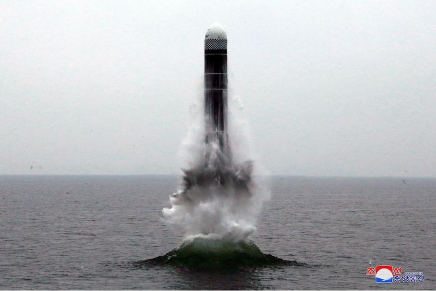 Hình ảnh về vụ thử tên lửa do KCNA đăng tải Ảnh: KCNA/Reuters