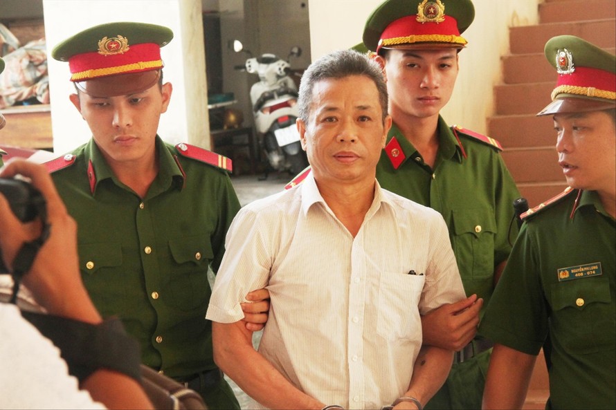 Cựu Bí thư Bến Cát Nguyễn Hồng Khanh tại tòa