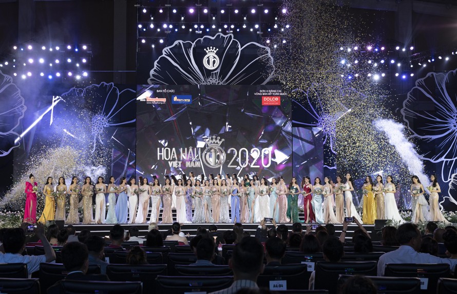 Đêm bán kết quy mô hoành tráng nhất từ trước tới nay của Hoa hậu Việt Nam 2020 Ảnh: S.V