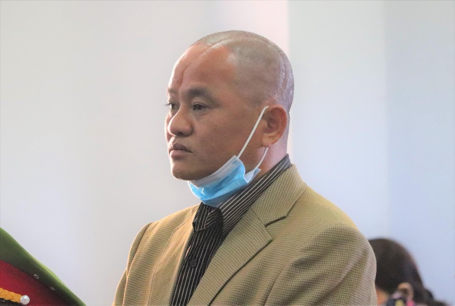 Bị cáo Ðỗ Văn Minh tại tòa 