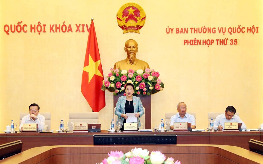 Chủ tịch Quốc hội Nguyễn Thị Kim Ngân tại phiên họp. Ảnh: TTxvn 