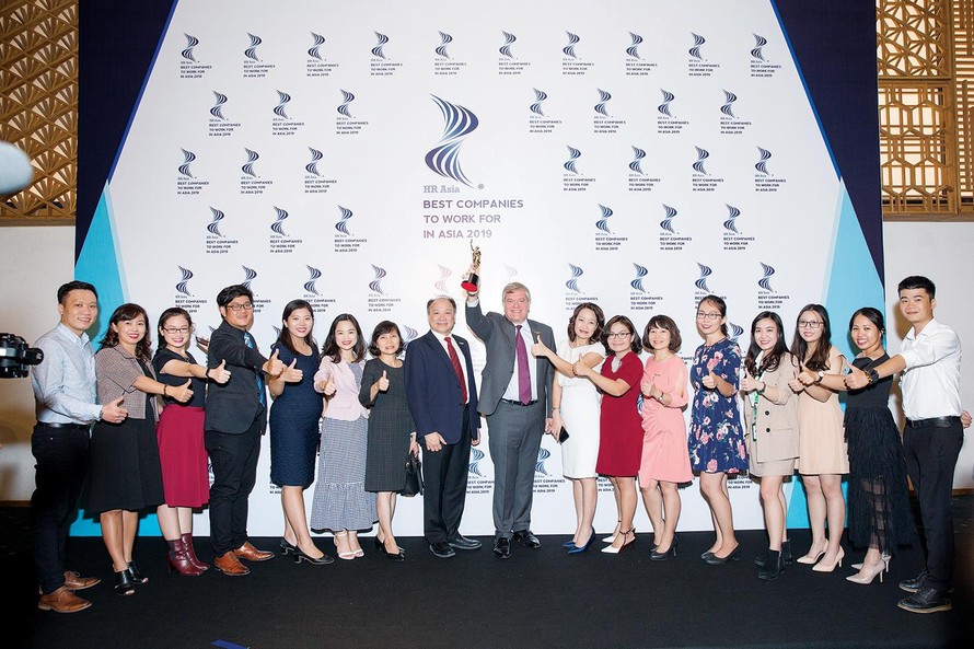 Đội ngũ HEINEKEN Việt Nam chia sẻ niềm tự hào được làm việc tại nơi có môi trường làm việc tốt nhất châu Á