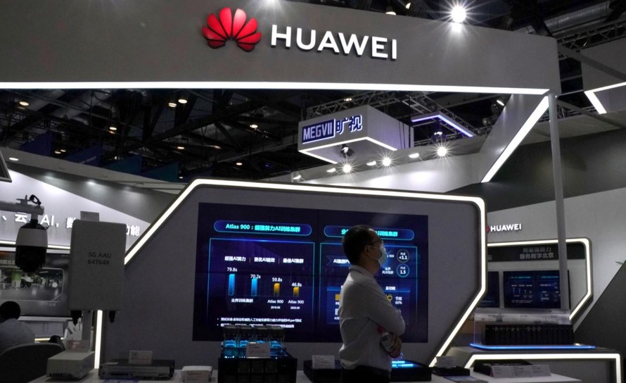 Gã khổng lồ viễn thông Trung Quốc Huawei bị tẩy chay ở nhiều nơi trên thế giới 