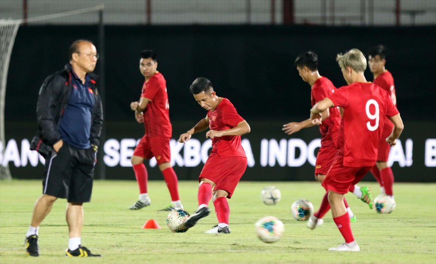 Đội tuyển Việt Nam của ông Park Hang Seo đang đắc lợi từ khó khăn của các đối thủ ở Vòng loại thứ 2 World Cup 2022? Ảnh: Anh Tú 