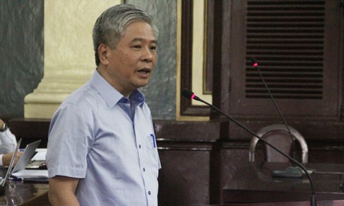 Ông Đặng Thanh Bình, nguyên Phó Thống đốc NHNN tại phiên tòa sơ thẩm Ảnh: Tân Châu 