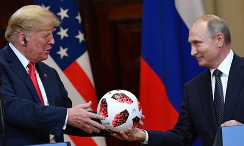 Ông Trump gặp gỡ ông Putin tại Hội nghị thượng đỉnh Helsinki, Phần Lan hồi tháng 7 Ảnh: Getty Images 